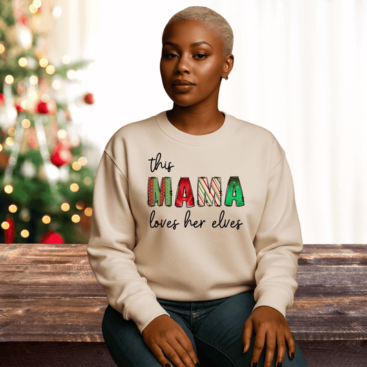 This Mama Loves Her Elves Shirt – Custom Christmas Mom T-Shirt – Festive Mama Graphic Top – Holiday Mom Gift
