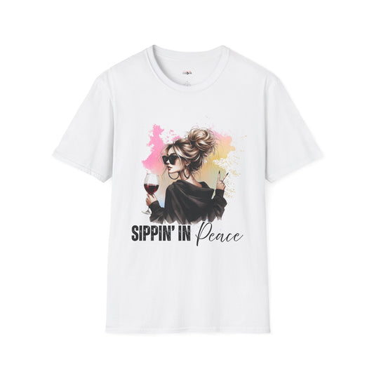 Sippin’ in Peace Wine Shirt – Funny Wine Lover Graphic Tee – Girls’ Night T-Shirt – Relaxed Casual Streetwear – Gift for Women Who Love Wine